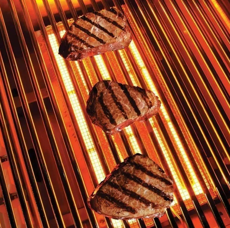 36" Freestanding Grill with 1 Prosear Infrared Burner and 2 Stainless Steel Burners (L600PSF)