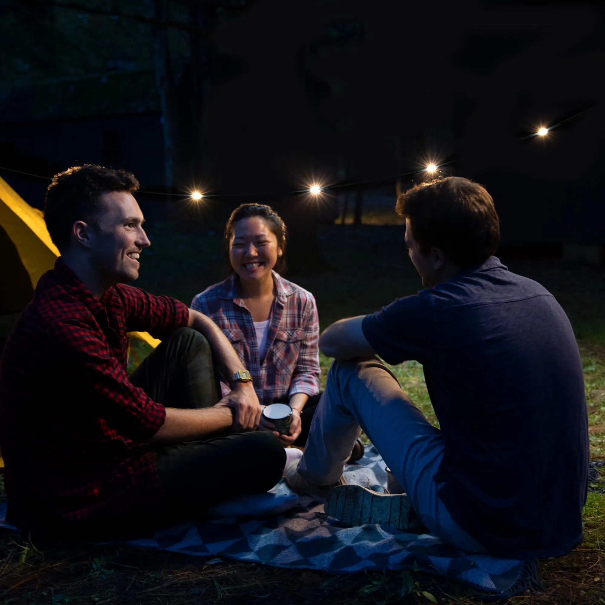 Luci Solar String Lights   Detachable Power Hub: White 44'